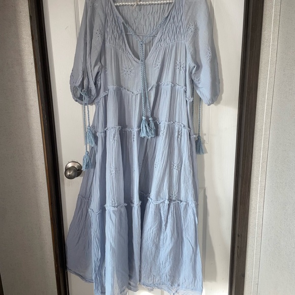 Free People Dresses & Skirts - Free People Light Blue Tiered Midi Dress